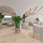 Hotel More