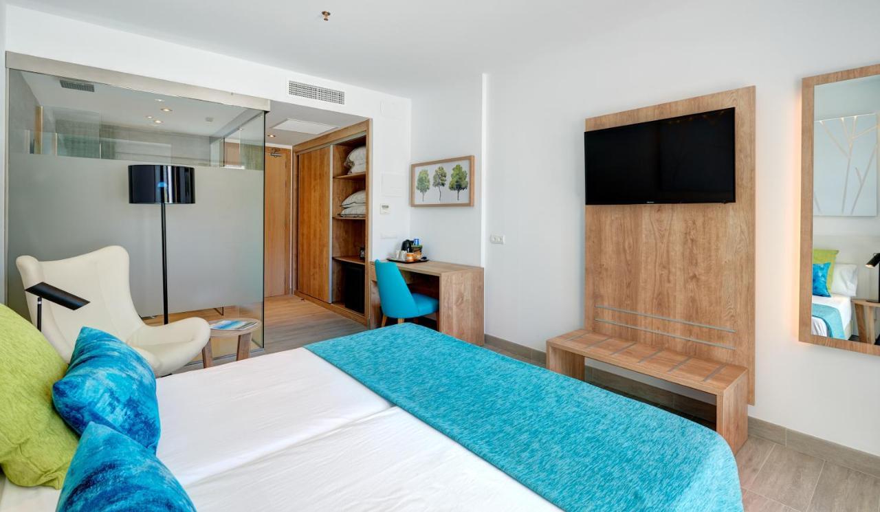 Hotel More