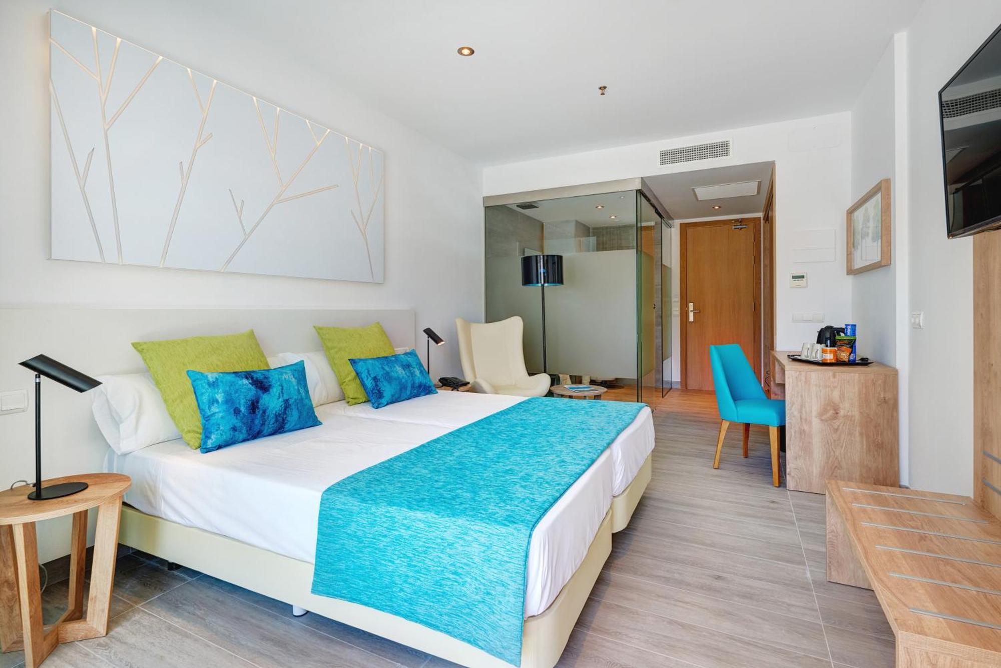 Hotel More Hotel 3*